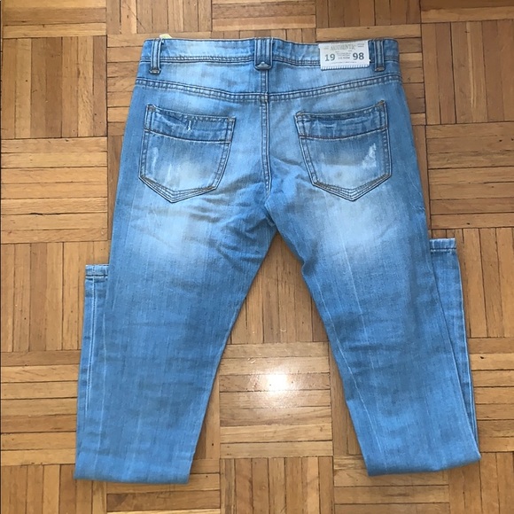 Jeans - Picture 2 of 4